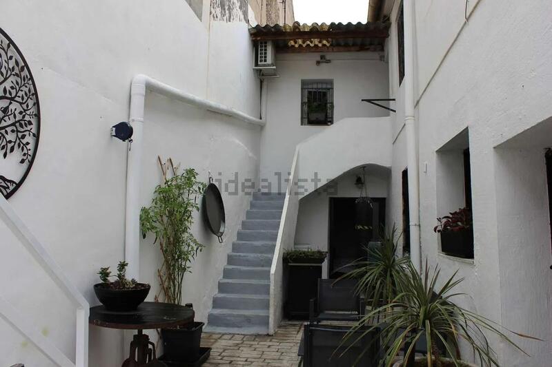 Adosado en venta en Pinoso, Alicante