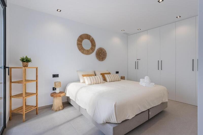 3 Schlafzimmer Villa zu verkaufen 3 Schlafzimmer Villa zu verkaufen