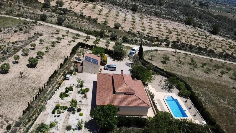 3 soverom Villa til salgs 3 soverom Villa til salgs