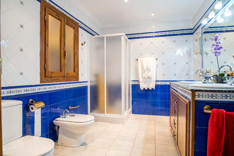 5 bedroom Townhouse for sale 5 bedroom Townhouse for sale