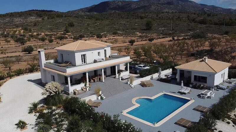 5 bedroom Villa for sale 5 bedroom Villa for sale
