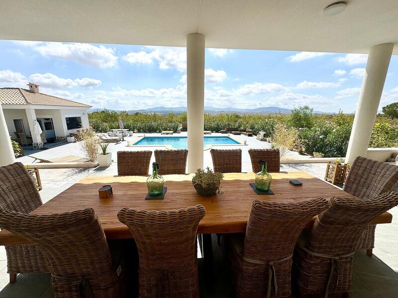 5 bedroom Villa for sale 5 bedroom Villa for sale