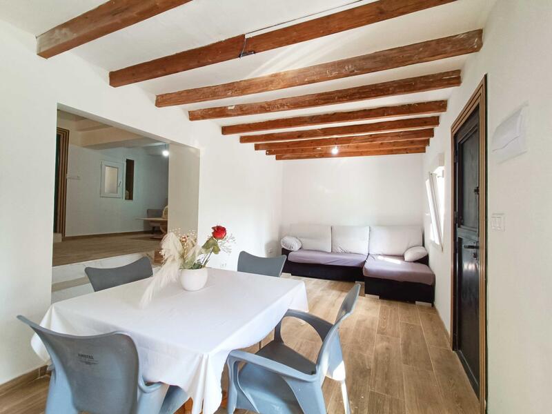 городская тюрьма продается в Hondon de los Frailes, Alicante
