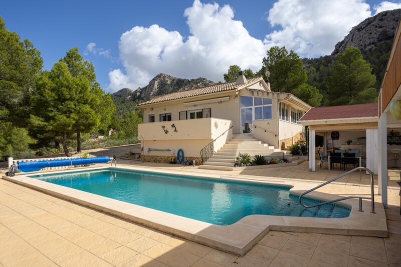 Villa for sale in La Zarza, Murcia