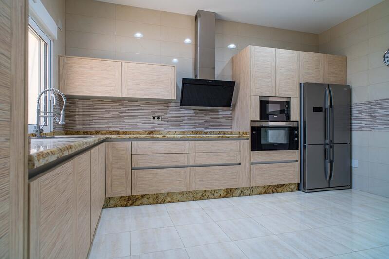 4 bedroom Villa for sale 4 bedroom Villa for sale