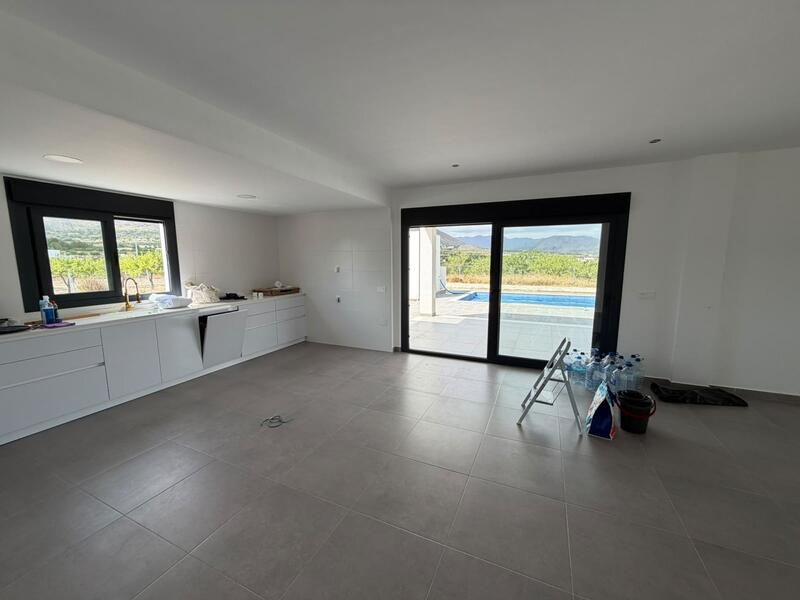 4 slaapkamer Villa Te koop