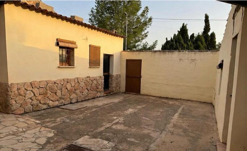 4 bedroom Townhouse for sale 4 bedroom Townhouse for sale