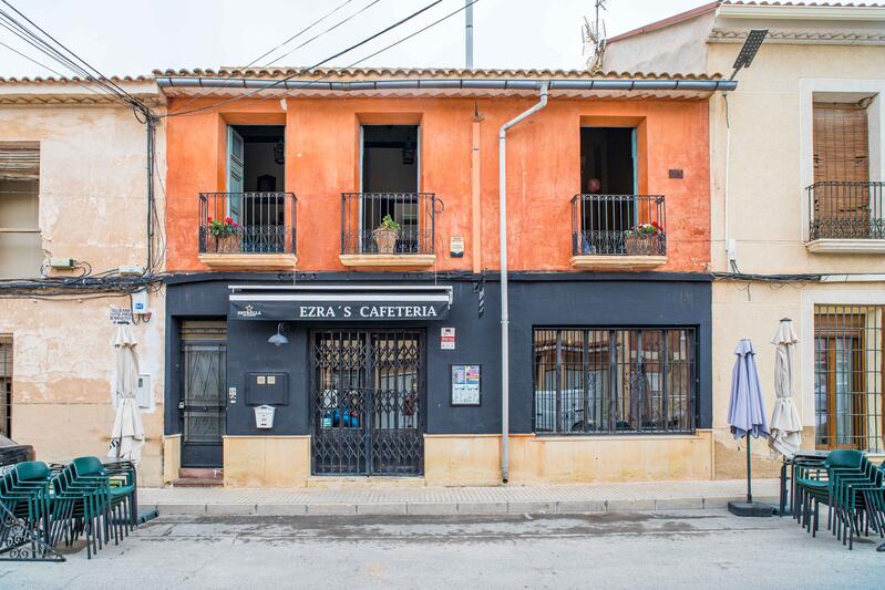 Townhouse for sale in Pinoso, Alicante Townhouse for sale in Pinoso, Alicante