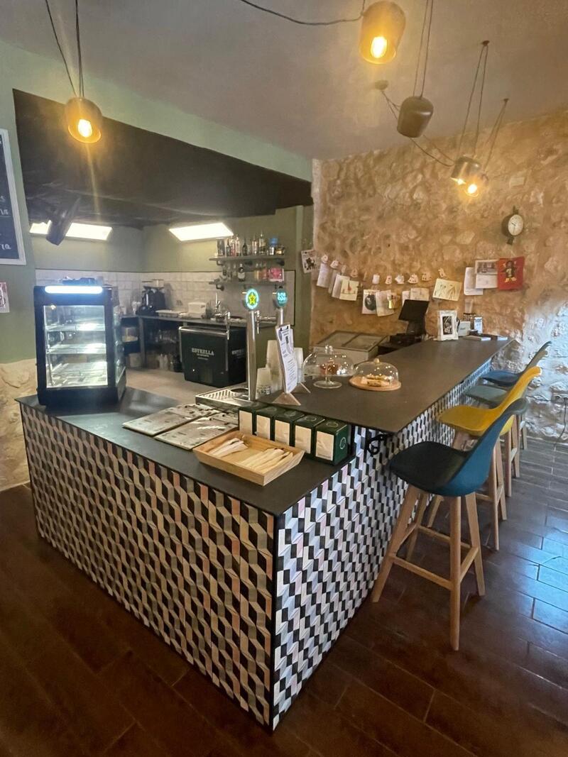 3 bedroom Commercial Property for sale