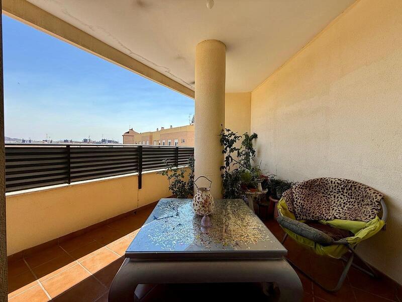 4 slaapkamer Appartement Te koop 4 slaapkamer Appartement Te koop