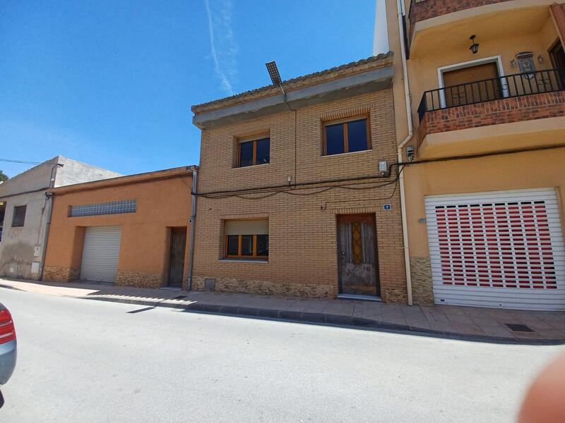 Rekkehus til salgs i Pinoso, Alicante Rekkehus til salgs i Pinoso, Alicante