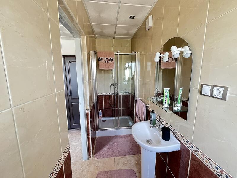 3 bedroom Country House for sale