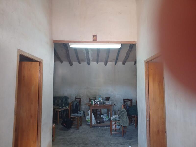 2 bedroom Country House for sale 2 bedroom Country House for sale