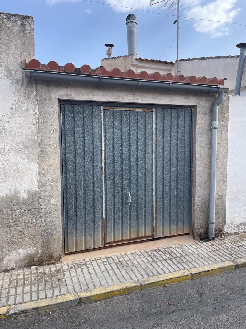 2 bedroom Townhouse for sale