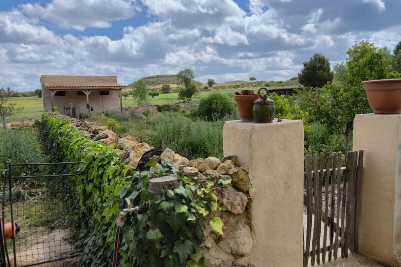 5 bedroom Commercial Property for sale 5 bedroom Commercial Property for sale