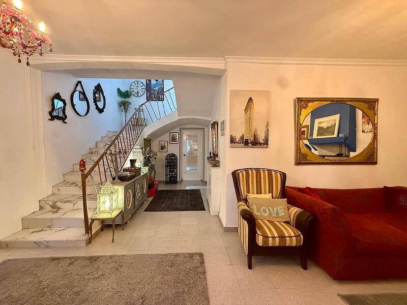 Townhouse for sale in Pinoso, Alicante