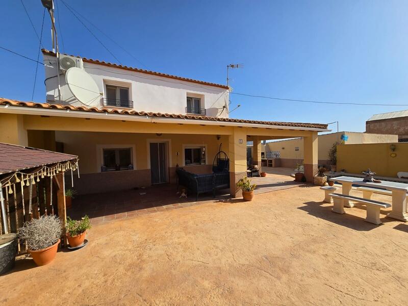 4 bedroom Villa for sale 4 bedroom Villa for sale