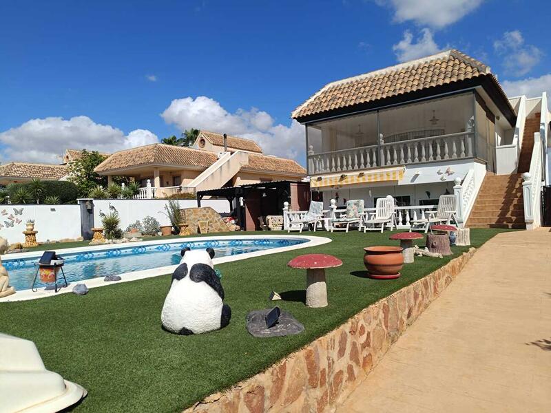 4 bedroom Villa for sale
