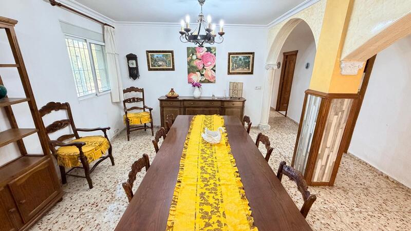 4 chambre Villa à vendre 4 chambre Villa à vendre