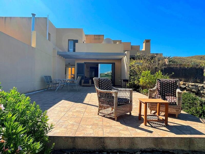 Villa en venta en Valle del Este Golf, Almería