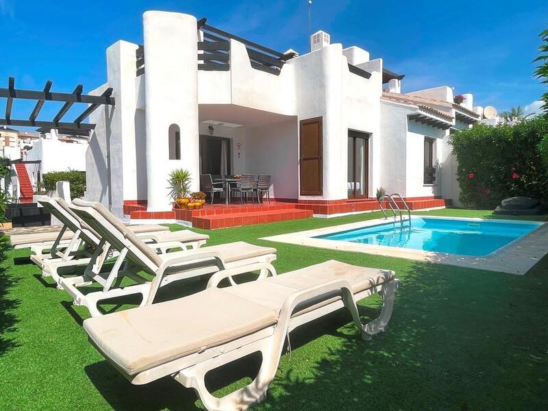 Villa til salgs i Vera Playa, Almería