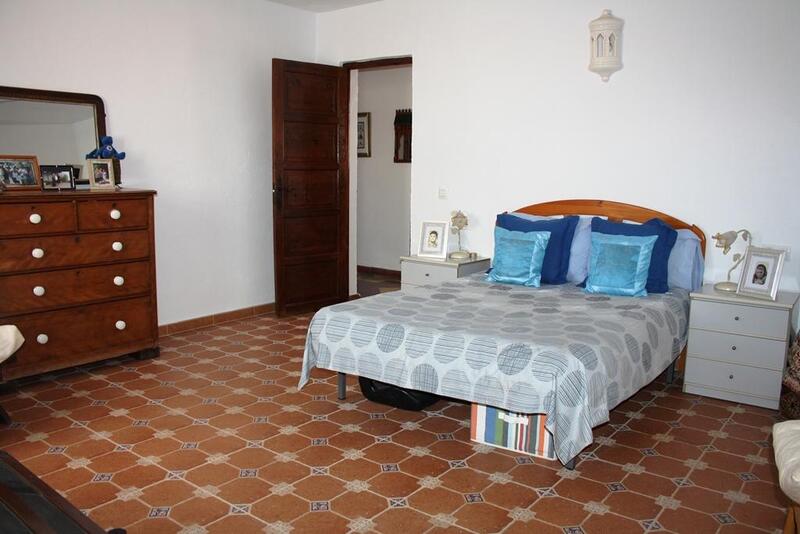 6 Cuarto Villa en venta