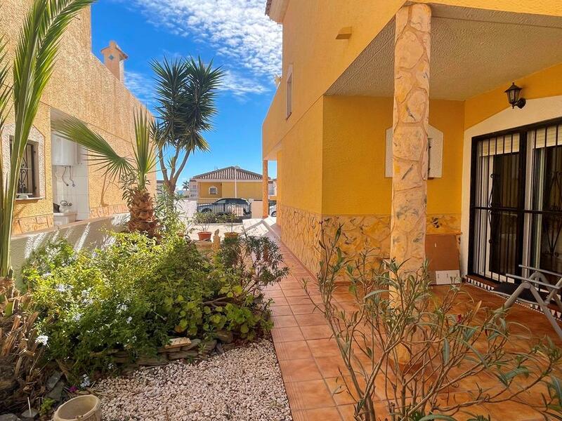 3 Cuarto Villa en venta