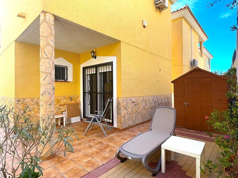 3 Cuarto Villa en venta