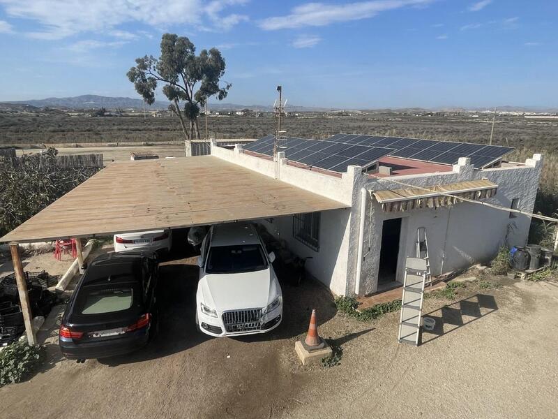 6 Cuarto Local Comercial en venta