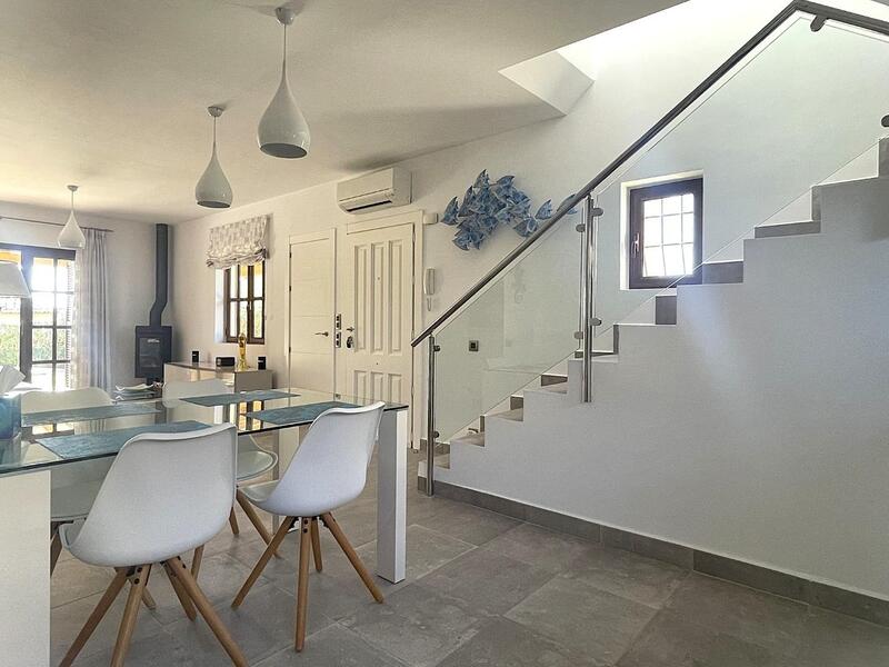 3 Cuarto Villa en venta