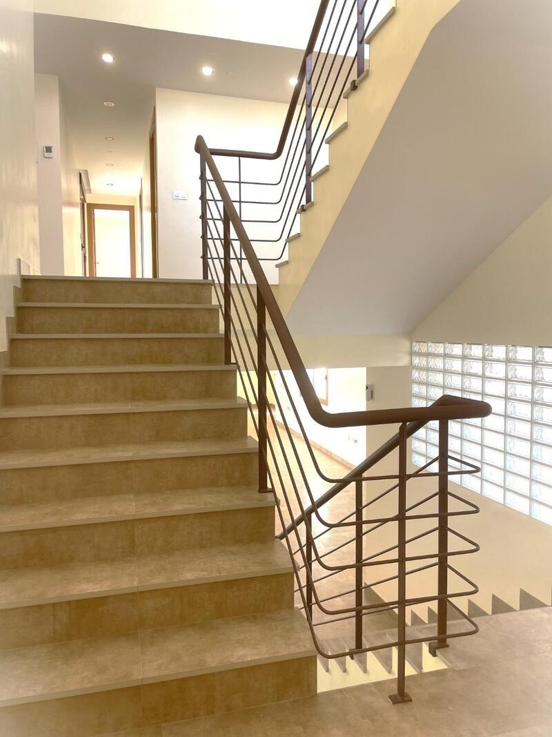 5 bedroom Villa for sale