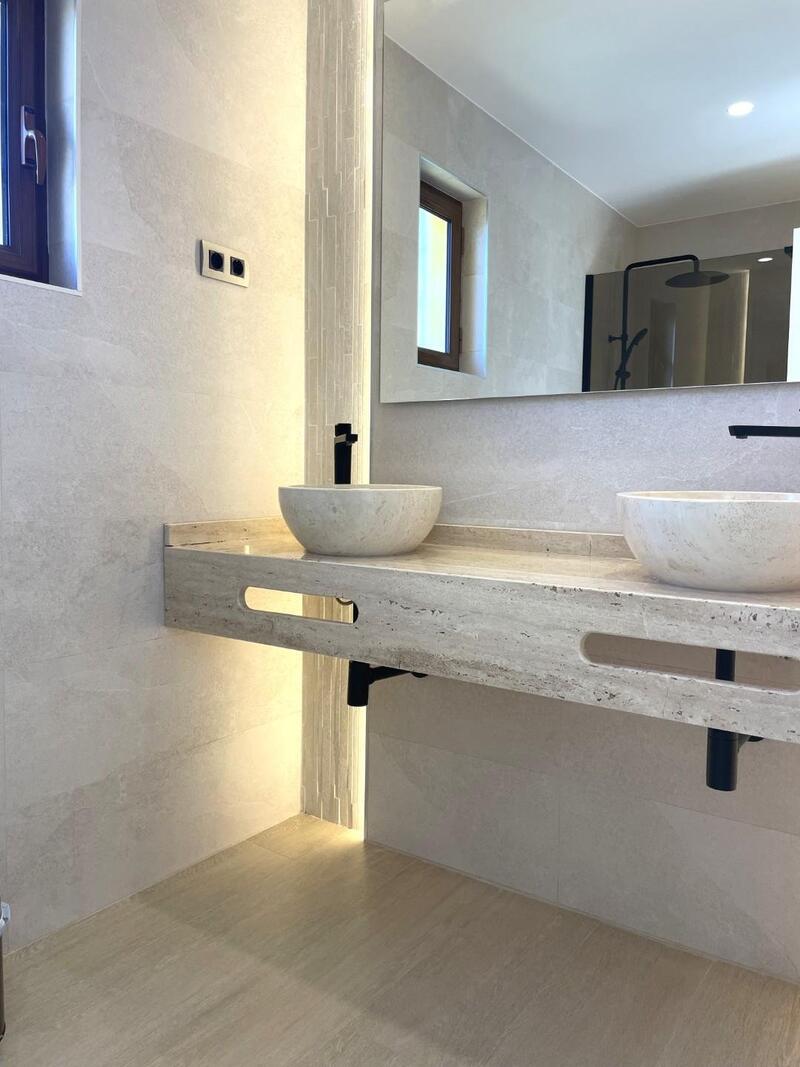 4 slaapkamer Villa Te koop