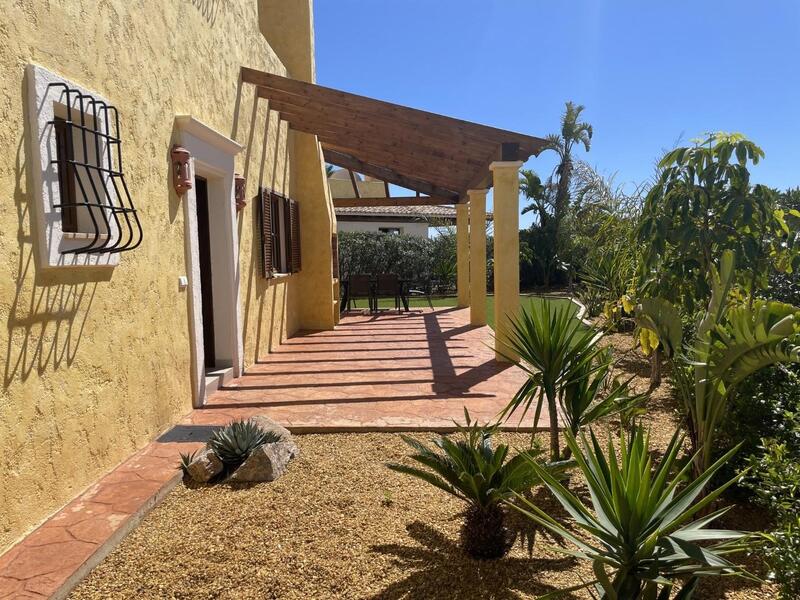 4 slaapkamer Villa Te koop