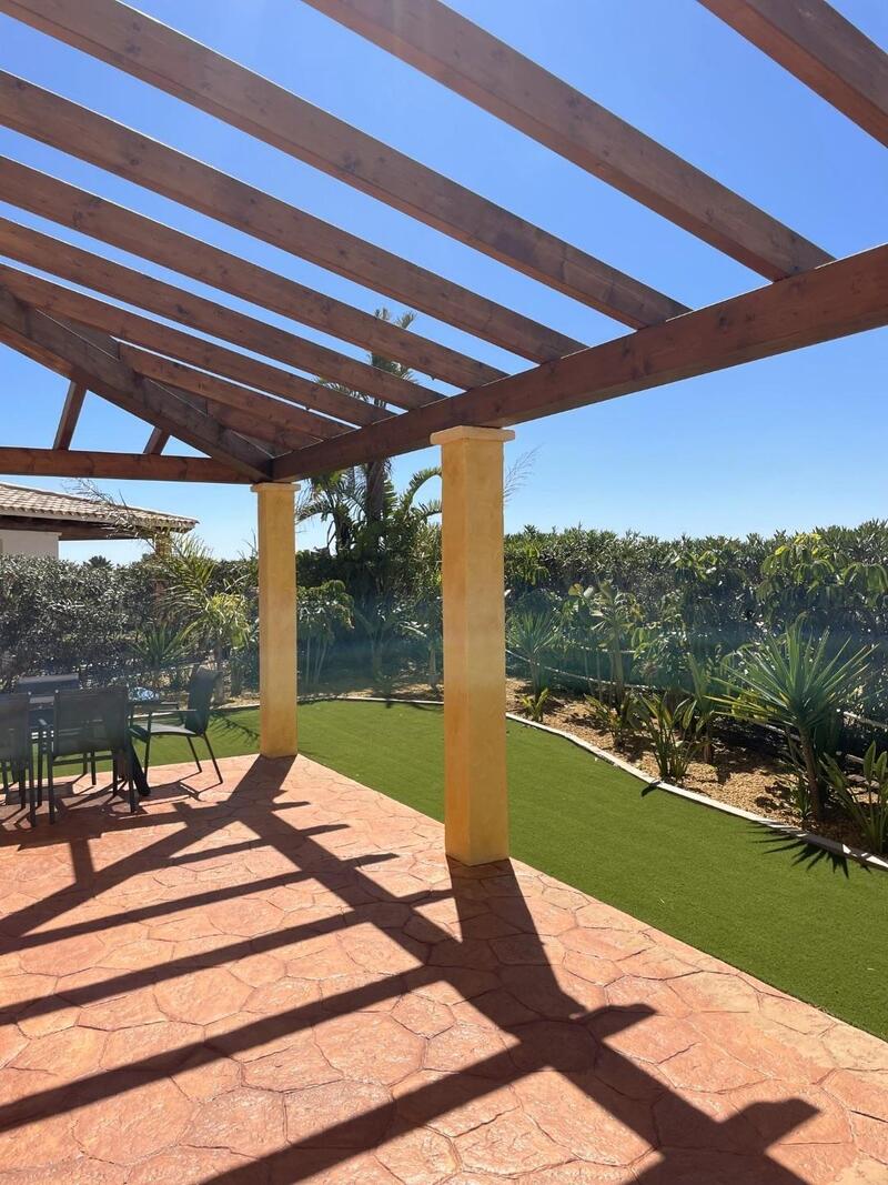 4 slaapkamer Villa Te koop