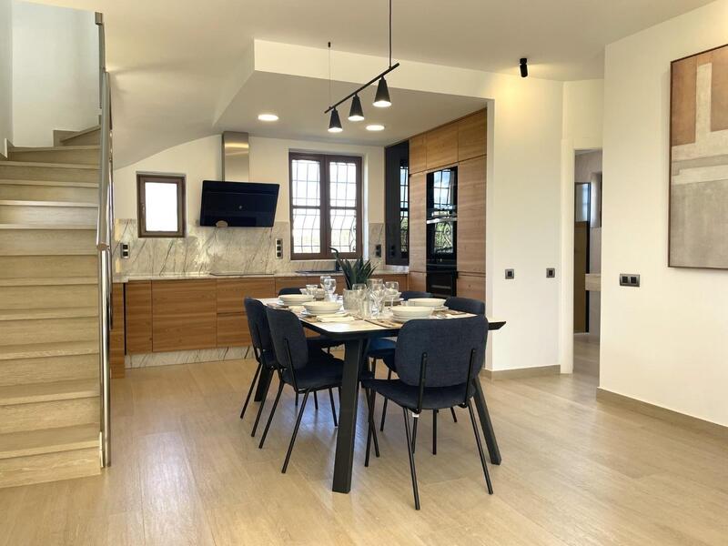 4 slaapkamer Villa Te koop
