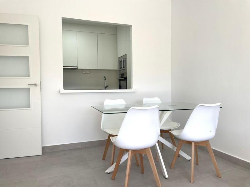 2 slaapkamer Appartement Te koop