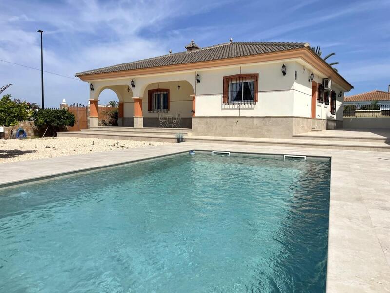 4 Cuarto Villa en venta