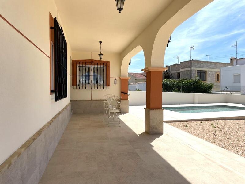4 Cuarto Villa en venta