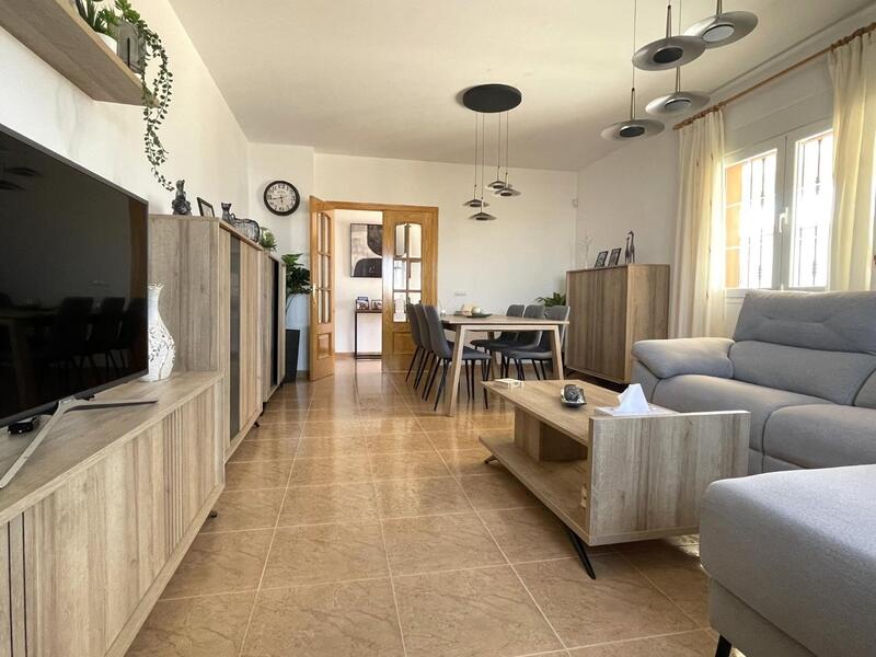 4 Cuarto Villa en venta