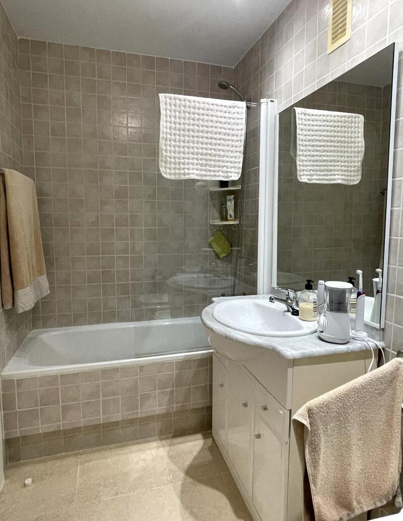 2 Schlafzimmer Appartement zu verkaufen