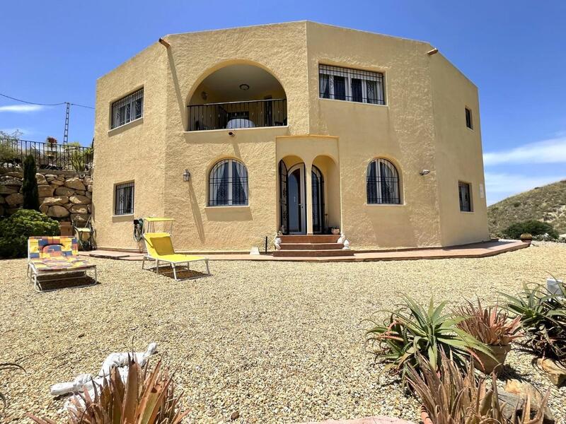 Villa til salg i Los Gallardos, Almería