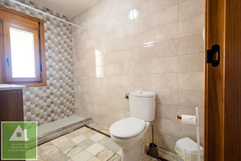 4 Cuarto Villa en venta