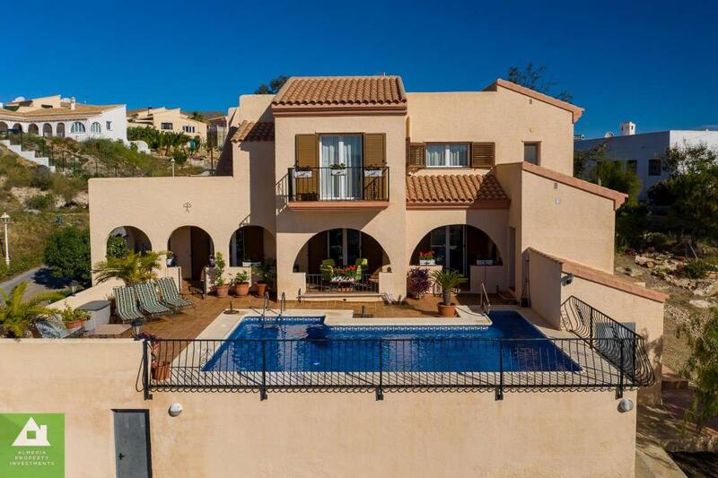 Villa till salu i Bedar, Almería