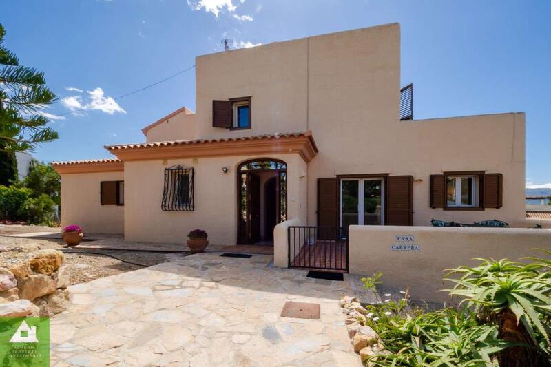 4 bedroom Villa for sale