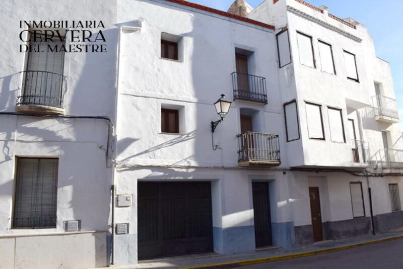Rekkehus til salgs i Chert, Castellón