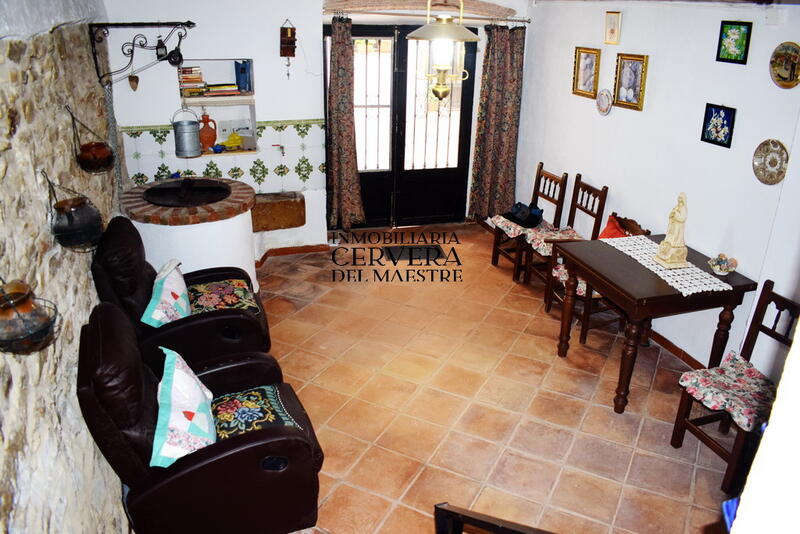 Townhouse for sale in Chert, Castellón