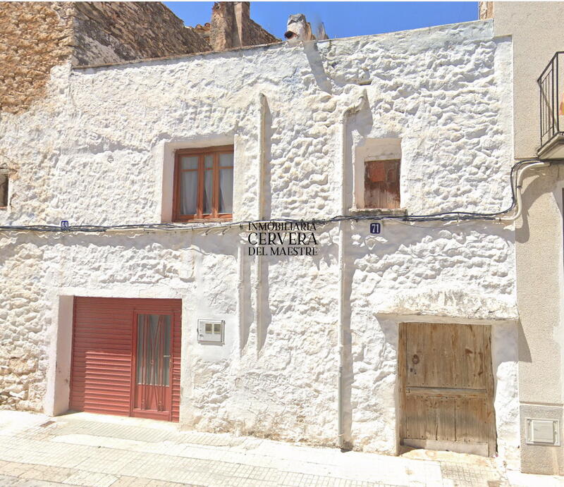 Townhouse for sale in La Senia, Tarragona