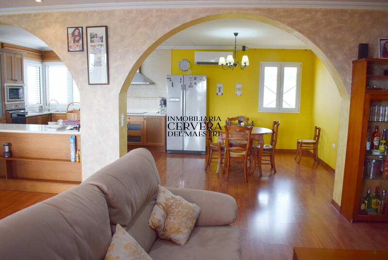 4 slaapkamer Villa Te koop