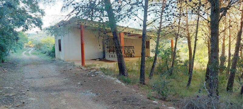 Lantställe till salu i Cervera del Maestre, Castellón