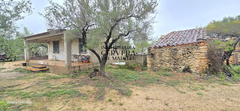 Landsted til salg i Cervera del Maestre, Castellón